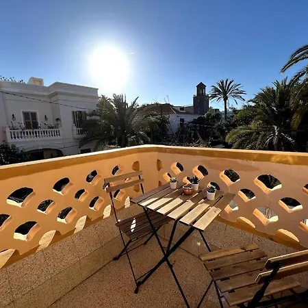Colonial In Palmas * لاس بالماس دي غران كاناريا